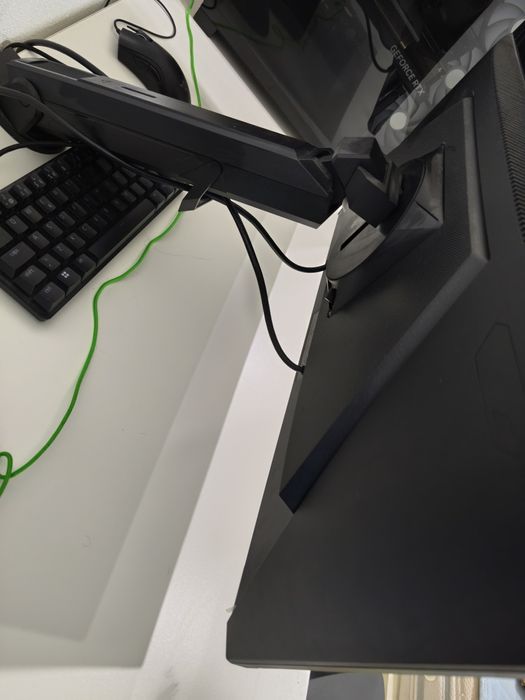 Monitor 28 polegadas gigabyte arm edition ( com garantia)