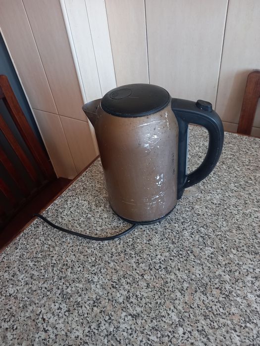 Jarro eletrico em bom estado
