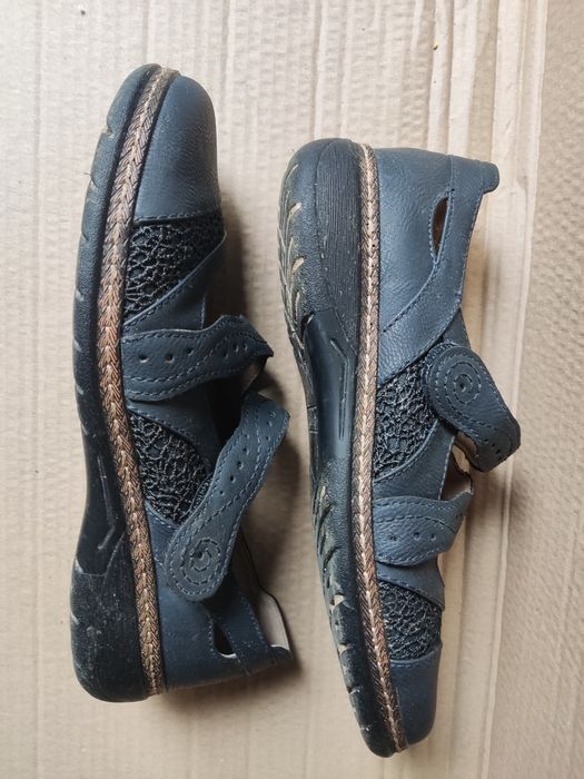 Półbuty baleriny z szerokimi noskami