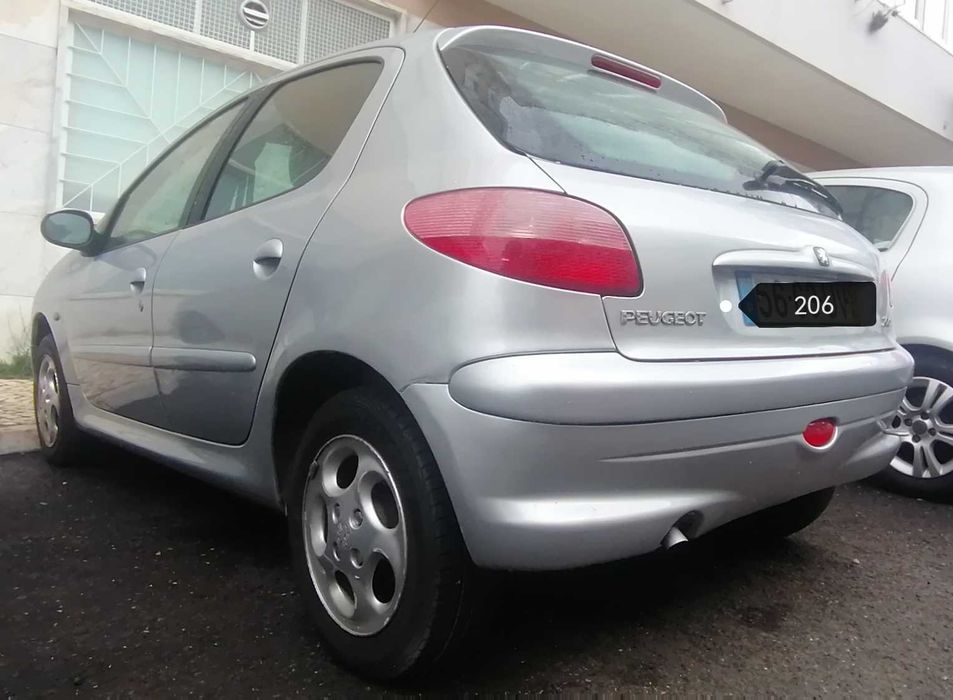Peugeou  206  1.1