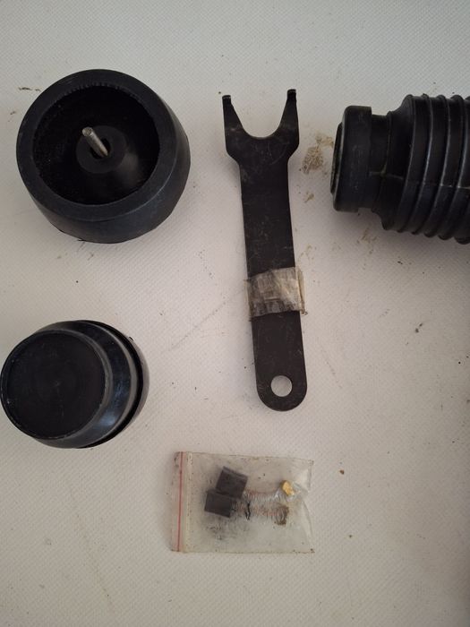 Перфоратор бочковый BOHRHAMMER BMH 1000.