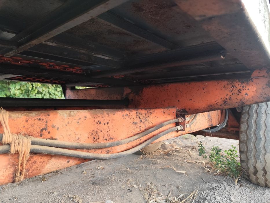 Reboque espalhador de estrume Galucho