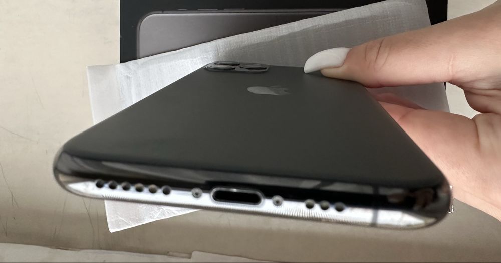 iPhone 11 pro 256 GB Space grey - bardzo dobry stan, bateria 86%