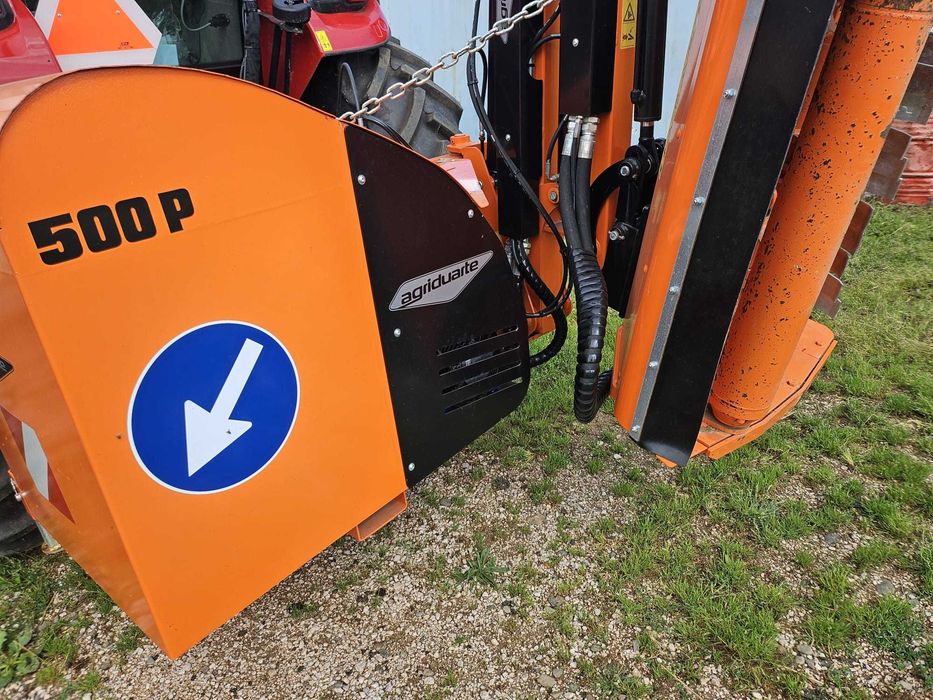 Trator de 99hp + limpa bermas