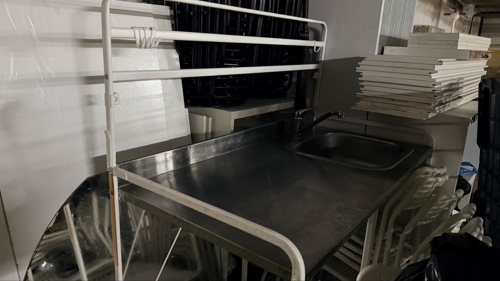 Pia usada bem conservada