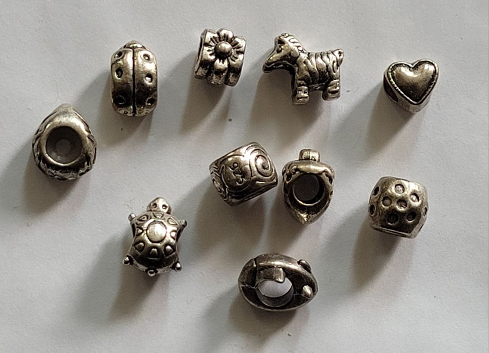 Przekładki modułowe metalowe  koraliki charms ok 1700 szt mix