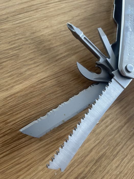 Leatherman Super Tool 300 z kaburą