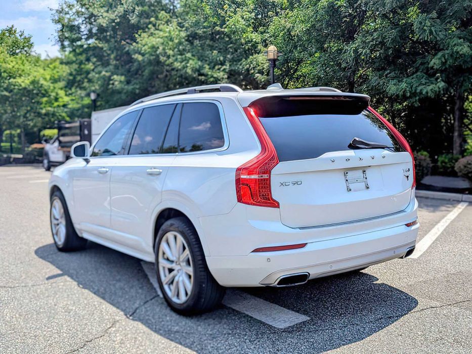 Volvo XC90 T6 Momentum      2017