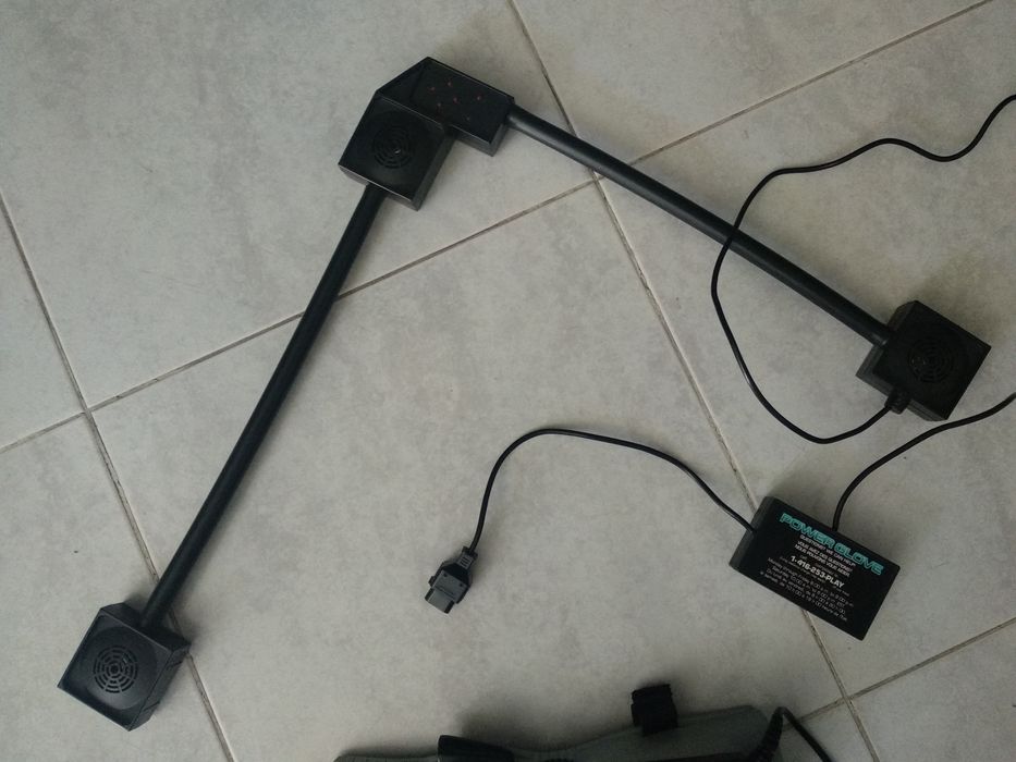 Nintendo Powerglove! Em bom estado, a funcionar!64171262398979122