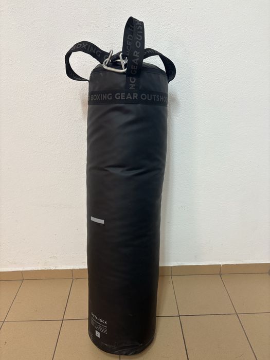 Saco de Boxe + Luvas