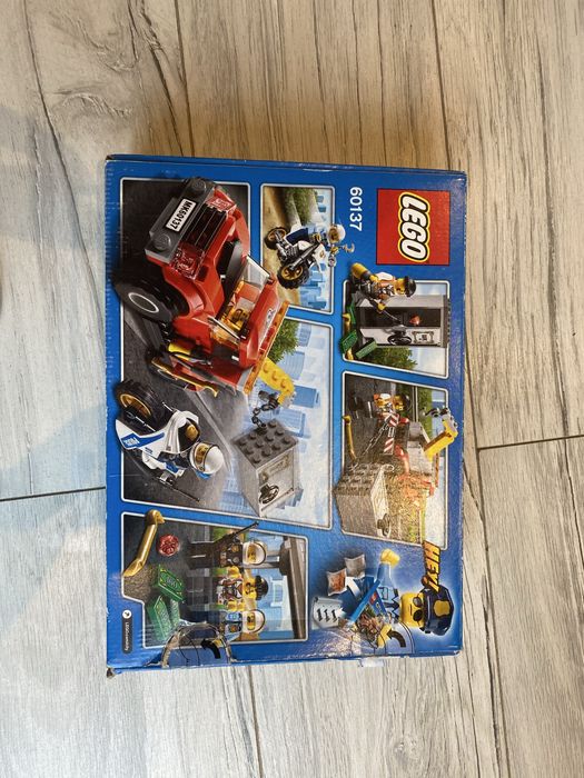 Klocki lego 60137, stan bardzo dobry.