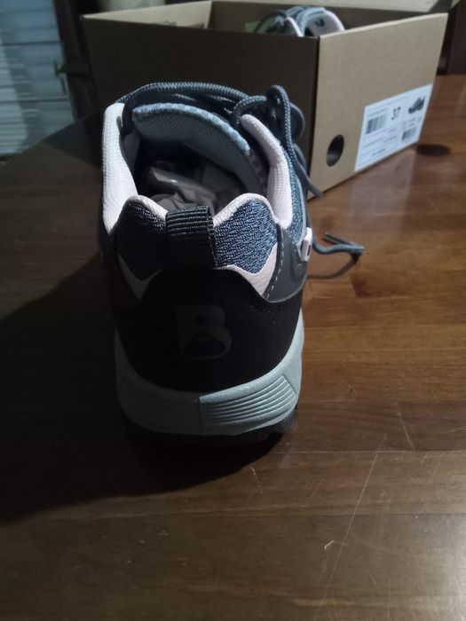 Sapatilhas de mulher para caminhada