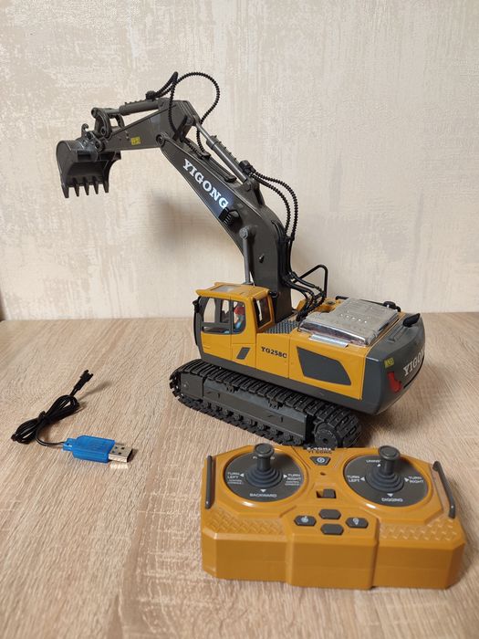 Дитячий екскаватор