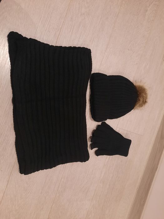 Czapka komin rękawiczki zestaw trzyczęściowy