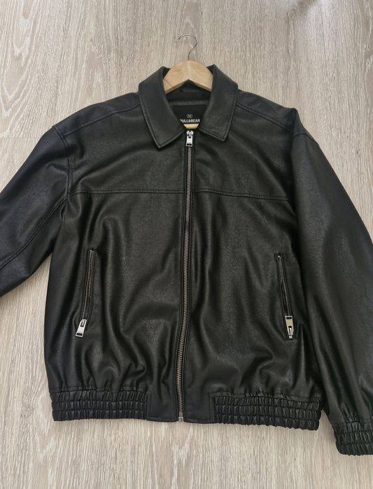Шкіряна куртка PULL&BEAR