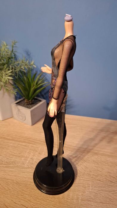 Cher Bob Mackie Barbie Black Label Lalka kolekcjonerska