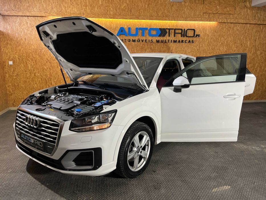 AUDI Q2 Sport 1.6TDi 30TDi S-tronic Automático