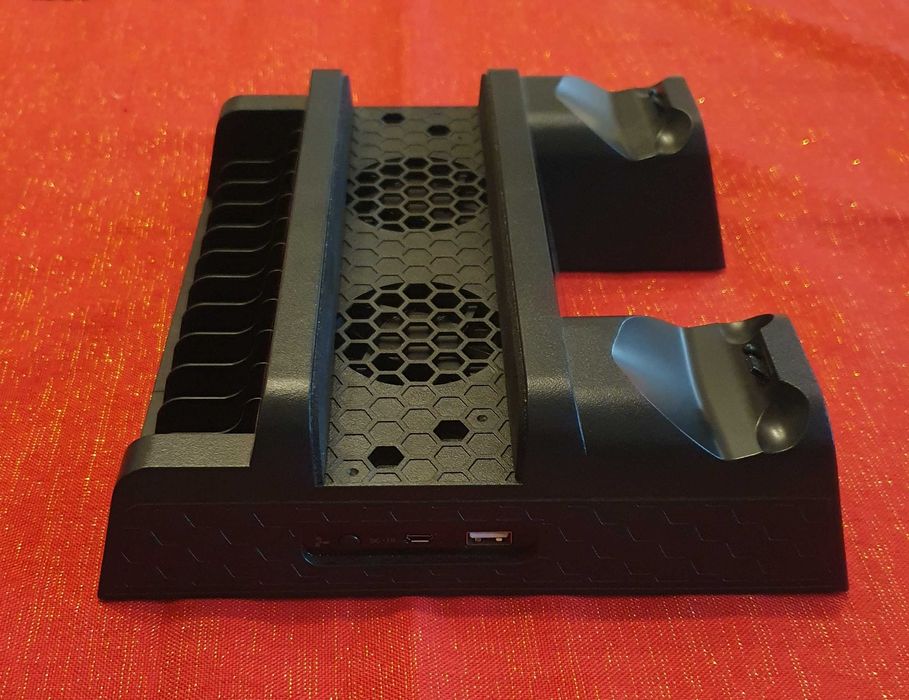 Podstawka do konsoli PS4 Multi Function Cooling Stand