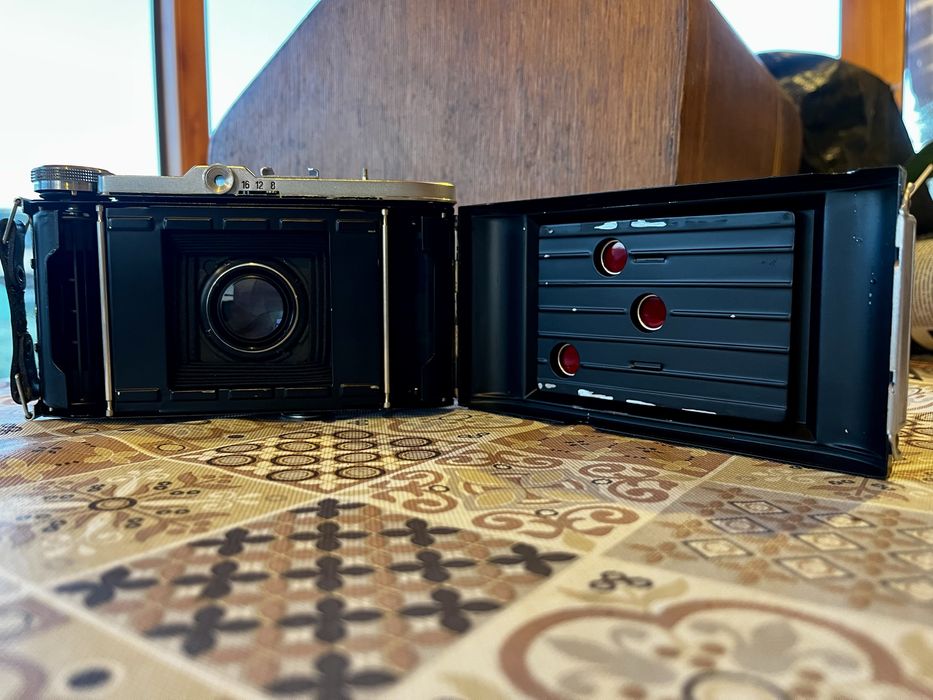 Antiga maquîa fotografica Balda Baldalux