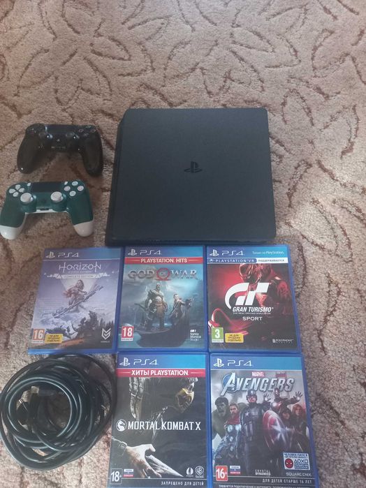 Play Station 4 слім