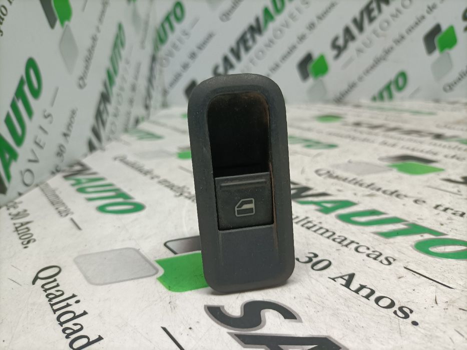 Comando / botão / interruptor vidros trás esquerdo SKODA Fabia II Hatc