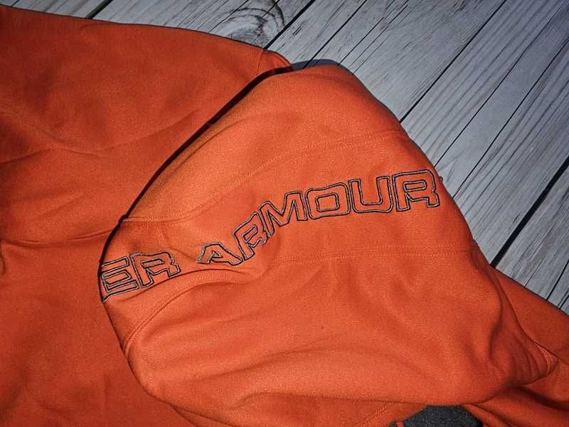 Bluza z kapturem Under Armour M czerwona