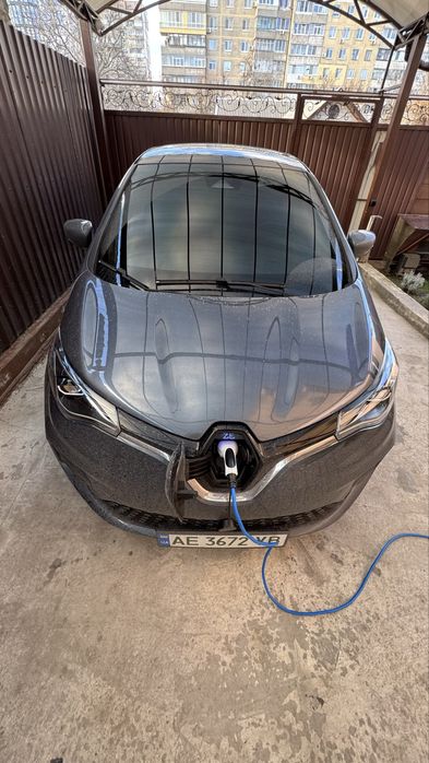 Рено зоя 2021 год свежая