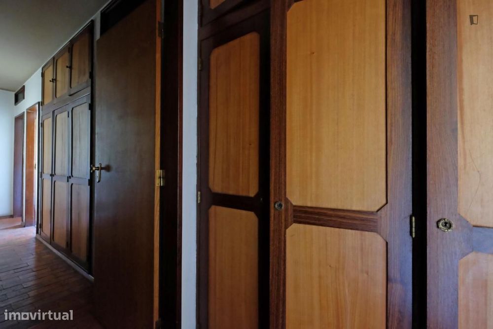 Quarto - localizado em Cidral Coimbra