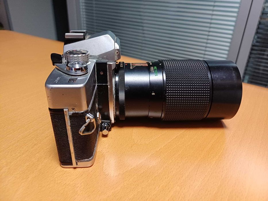 Câmara Minolta SRT 303