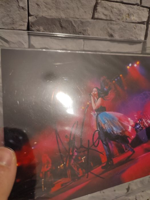 Evanescence автограф Емі Лі