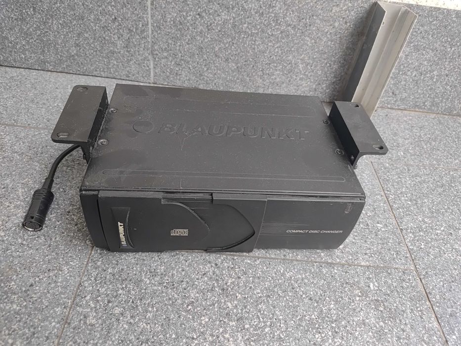 Zmieniarka płyt CD Blaupunkt CDC A08