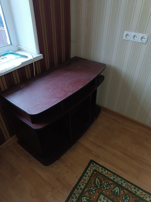 Тумба под телевизор