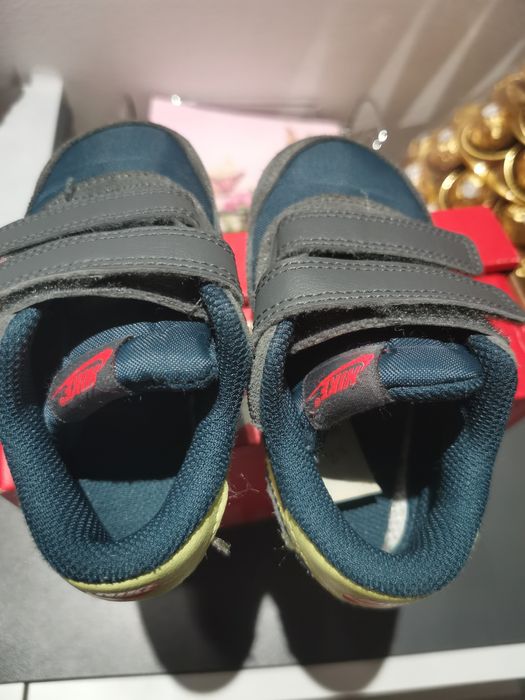 Nike md valiant dziecięce.