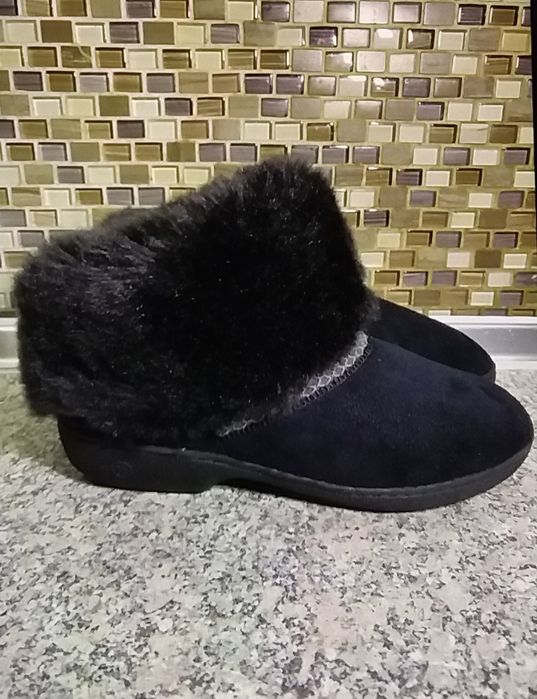 Вуличні тапочки isotoner memory foam оригинал 39