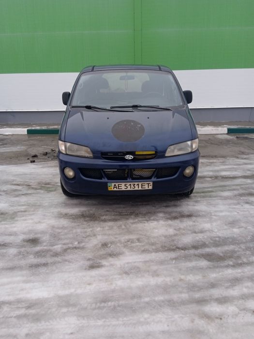 Хундай Н200 1999 рiк  Hyundai H200 2.5 TD