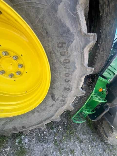 Ciągnik John Deere 6135 M
