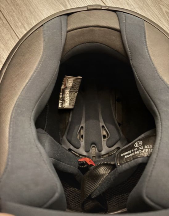 Capacete MT Helmets  – L