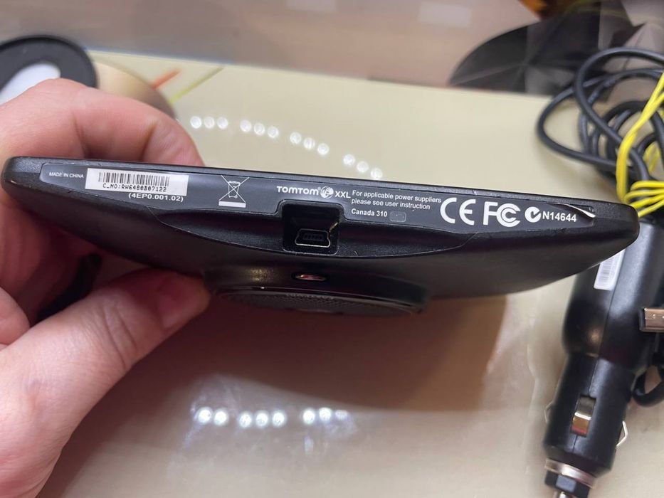 Навігатор Tomtom XXL Canada 310