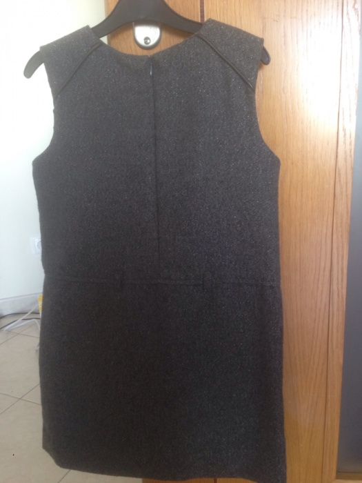 Vestido menina cinza escuro. 9 anos