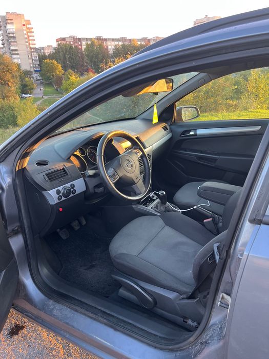 Opel Astra H 1.9cdi