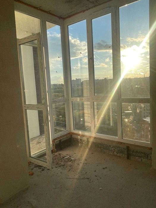 НАЙДЕШЕВША 1 кімнатна квартира на озернй в зданому будинку