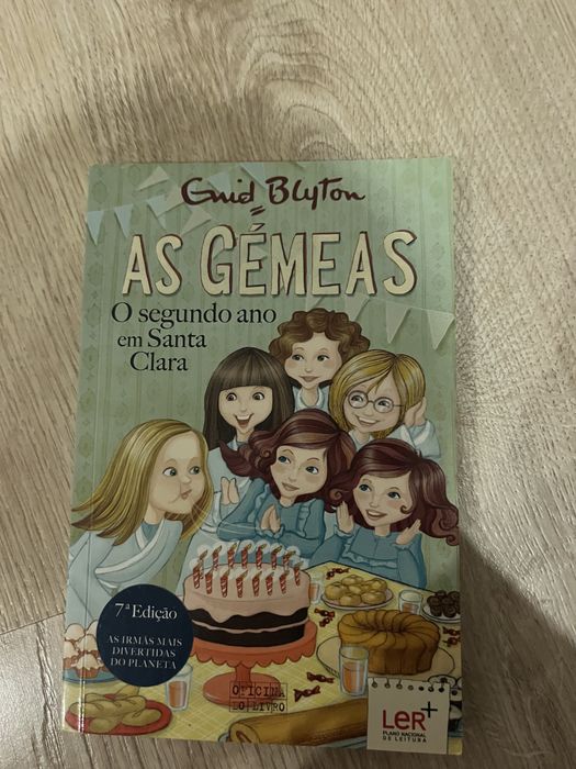 As gémeas - o segundo ano em santa clara