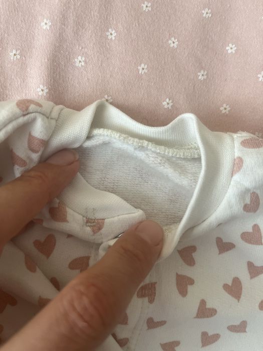 Боді чоловічки  флісові та шапочка на дівчинку 62 на 3-6 міс