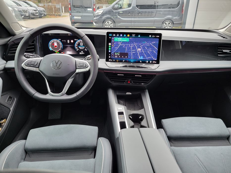 WYNAJEM samochodu Toyota Corolla 2.0 184KM Hybryda!