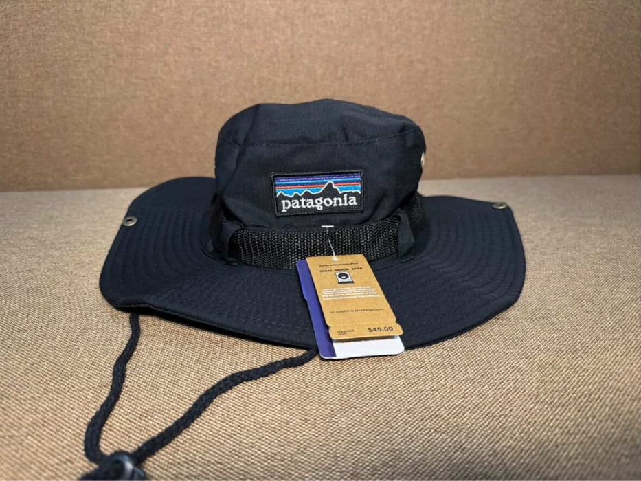 Стильна та практична панама Patagonia — ідеальний вибір для літа, що поєднує комфорт, функціональність та сучасний дизайн.