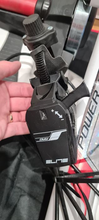 Trenażer elite qubo power mag