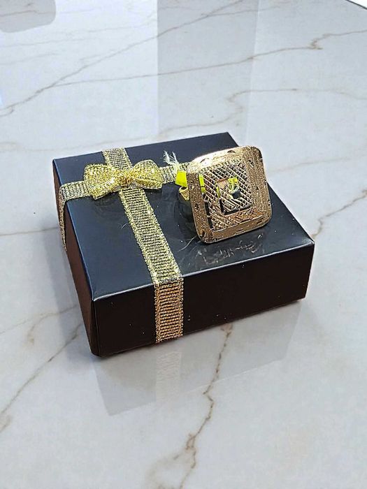 Pierścionek złoty prób a 585 3.6g