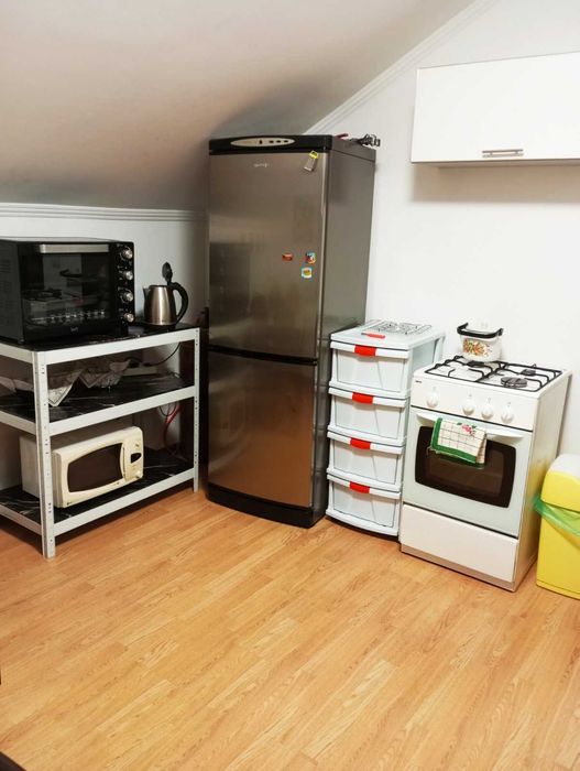 Подобово окремі номера з санвузлами, кухнею, паркінг в м.Берегово