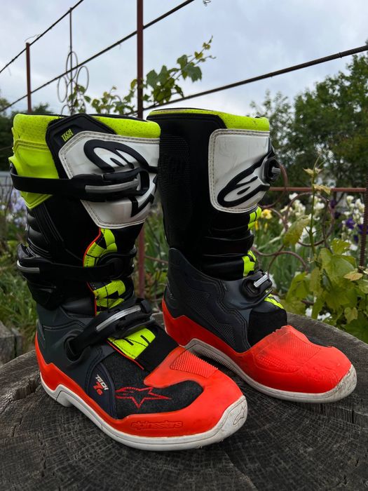 alpinestars tech 7 - купити мотоекіпіровку - Ціна на OLX.ua