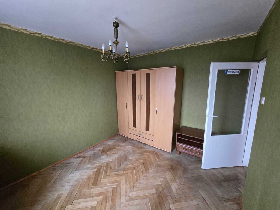 Na sprzedaż 2 pokojowe mieszkanie w centrum z widokiem na jezioro